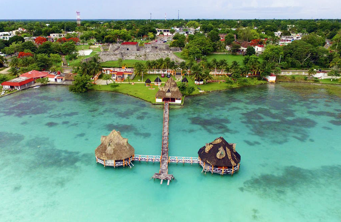 Tour a Laguna de Bacalar desde Mérida