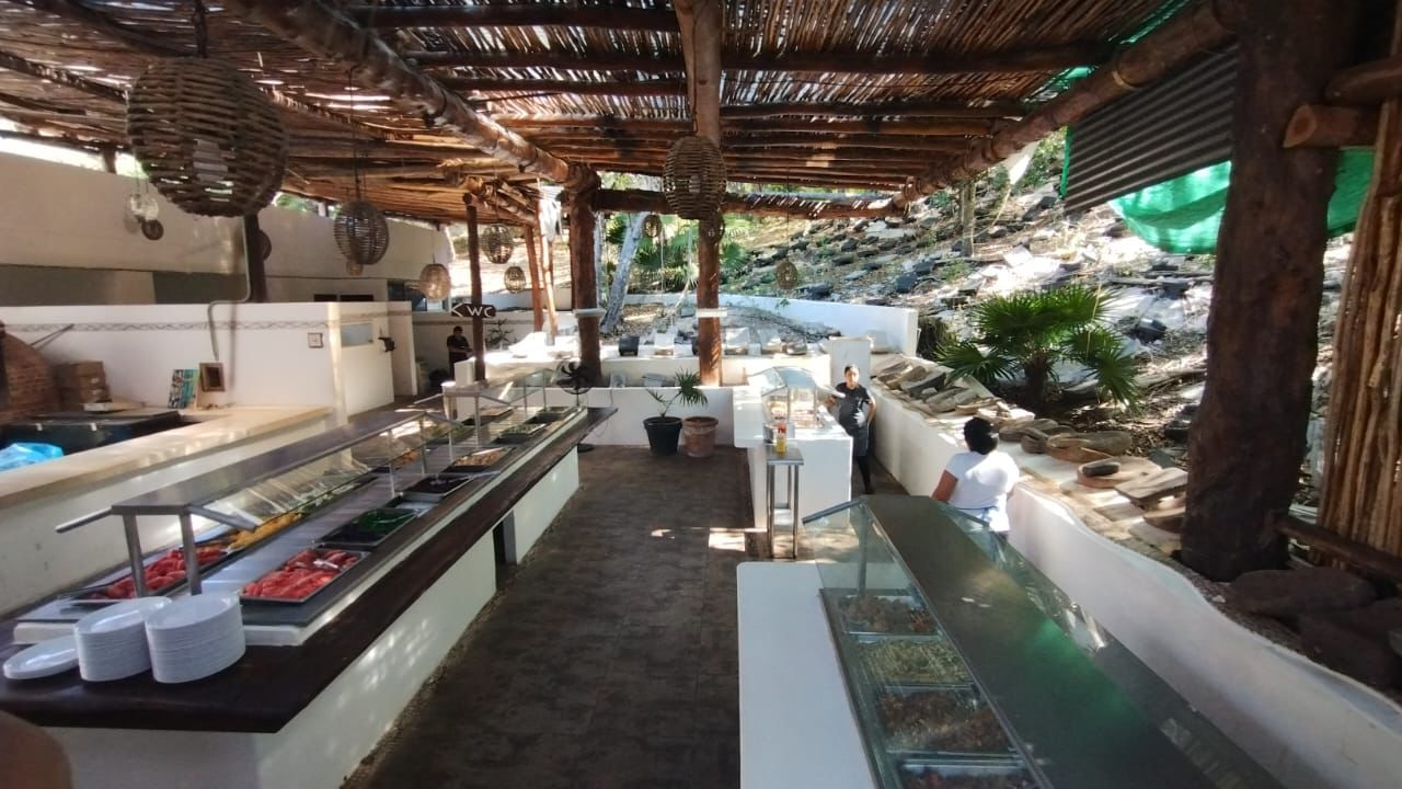 Isla Mujeres Catamaran ¡Club de Playa  con Alberca y Buffet! Caribe Golden 