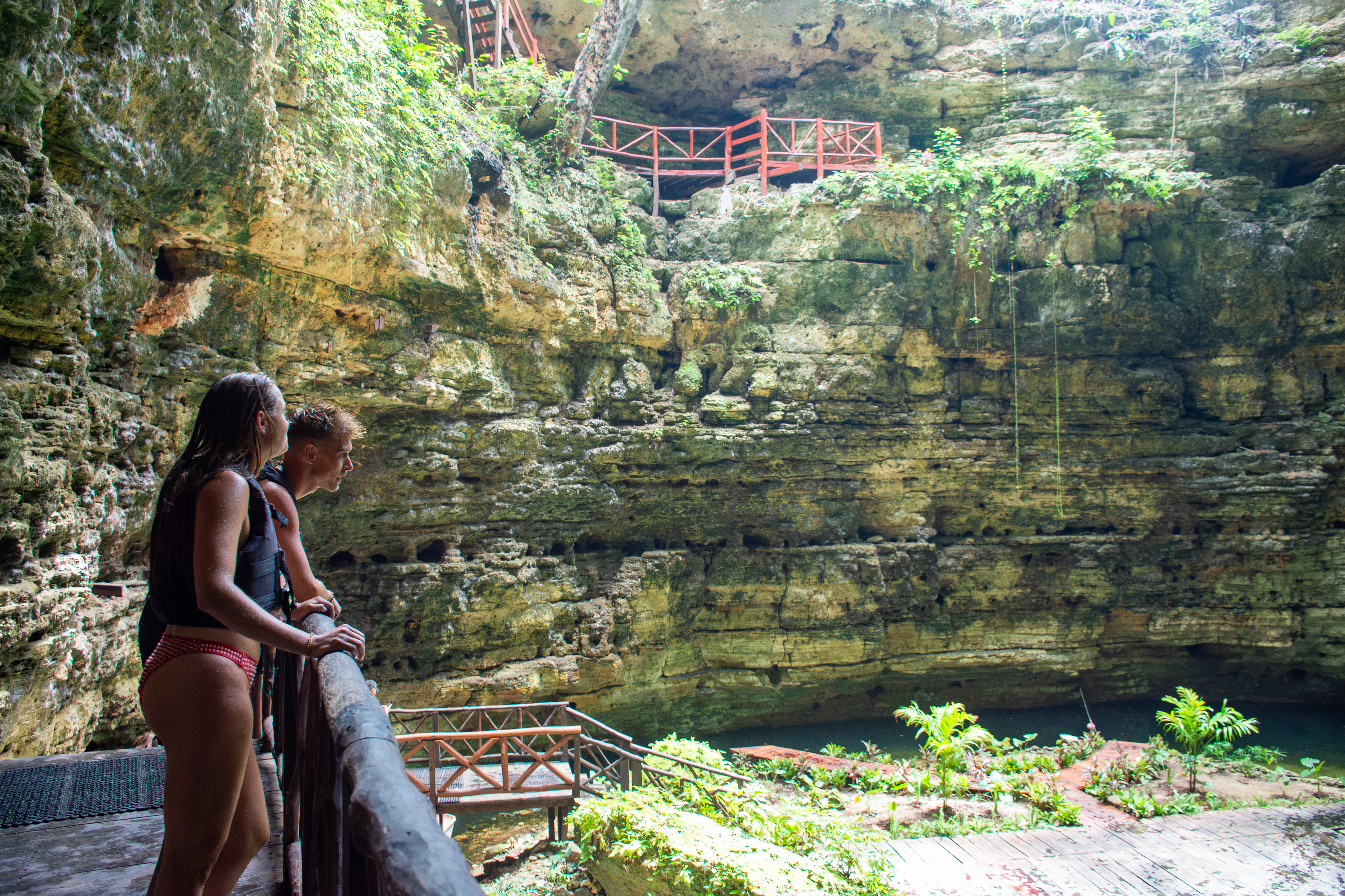 Tour Chichen Itza, Cenote Chichikan y Valladolid desde Cancun