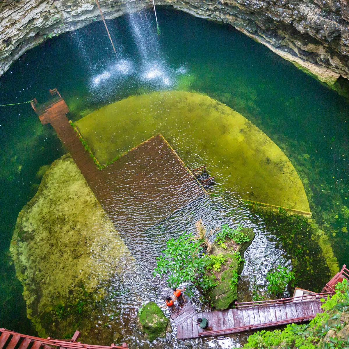 Tour Chichen Itza, Cenote Chichikan y Valladolid desde Cancun