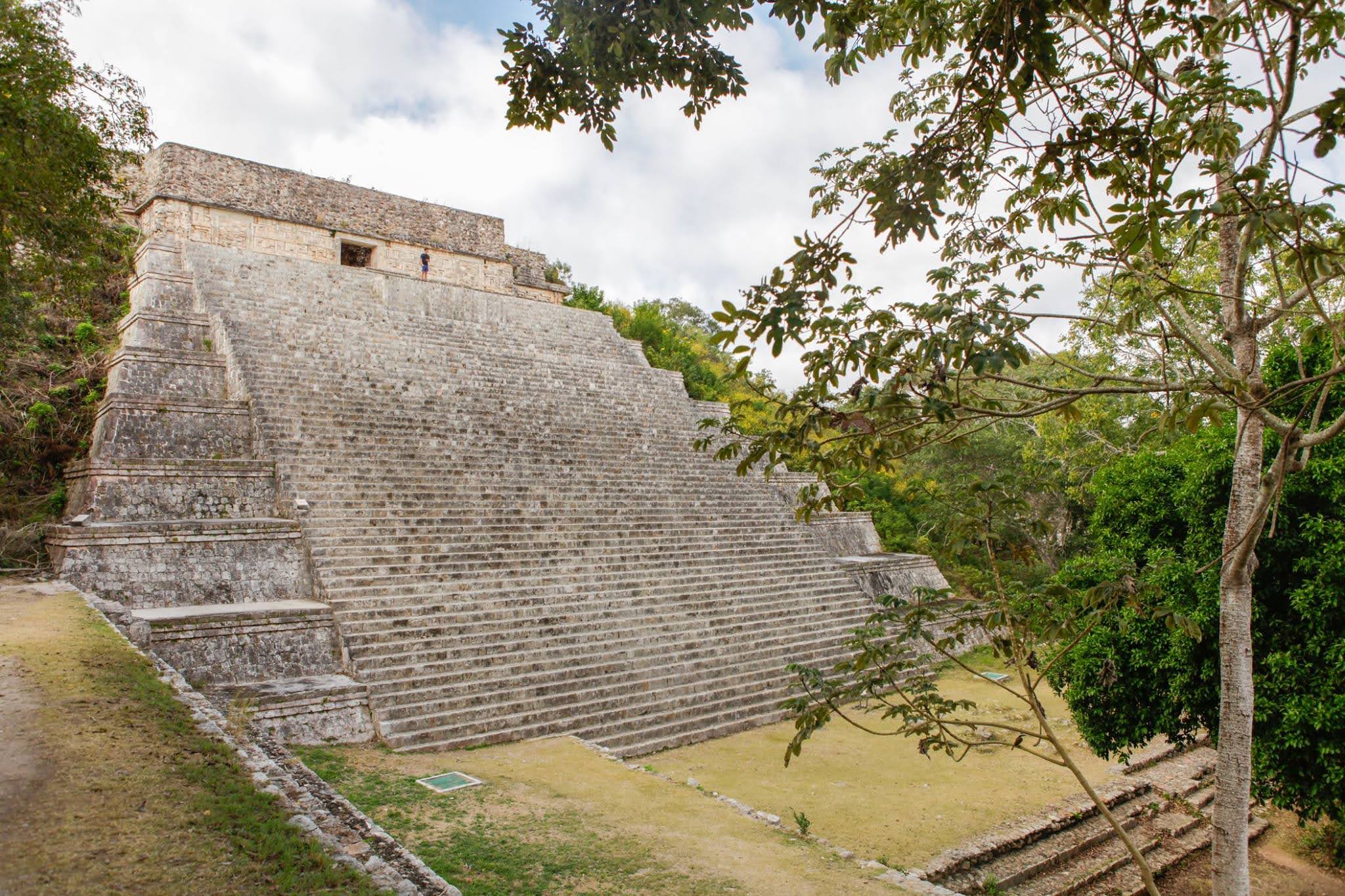 Ruinas de Uxmal y Kabah con Historia del Chocolate desde Merida