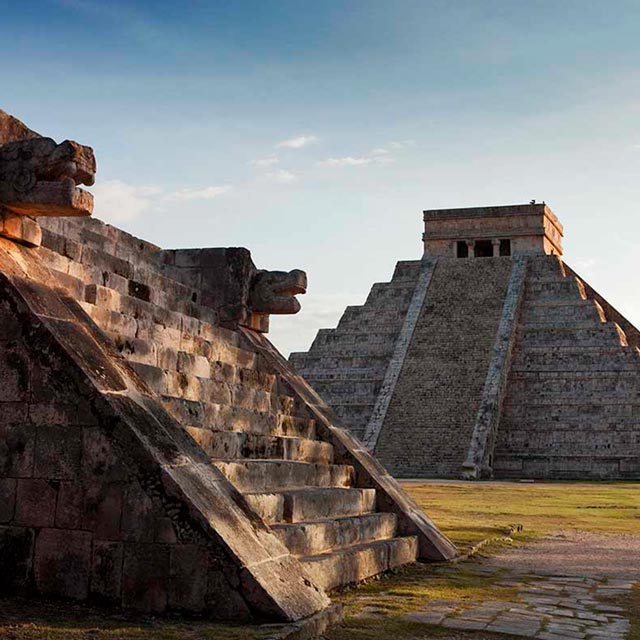 Tour Chichen itza , Cenote Chichikan and Valladolid from Riviera Maya 